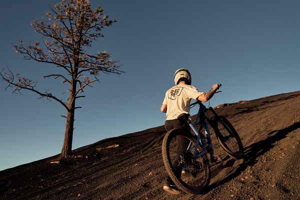 Youth RVNR Badge Logo Tee Natural