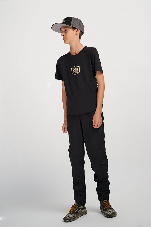 Youth RVNR Chevron Logo Tee BLK